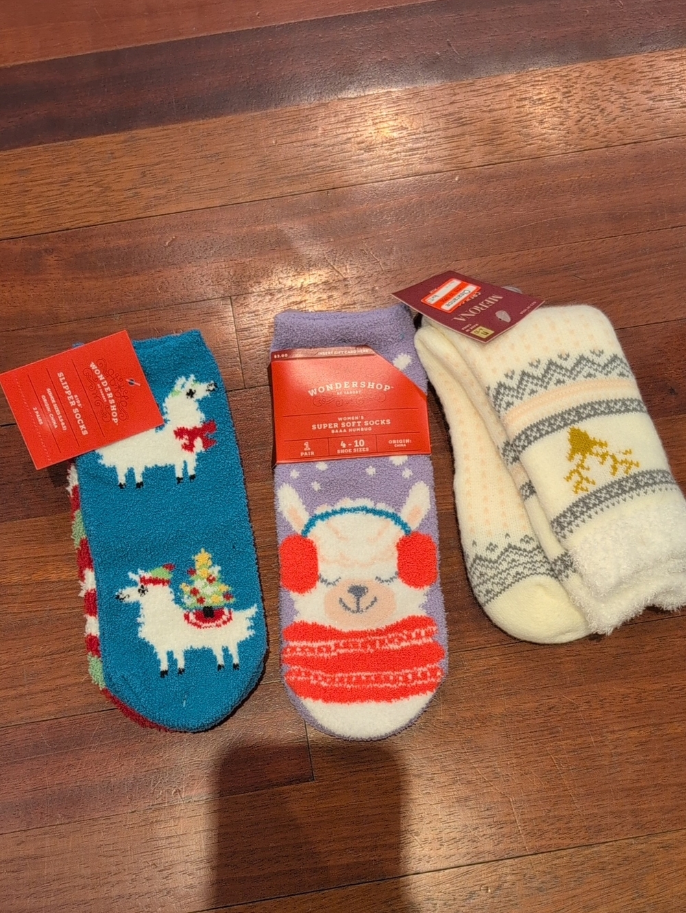 Target Women's Holiday Winter Fuzzy Socks Llama